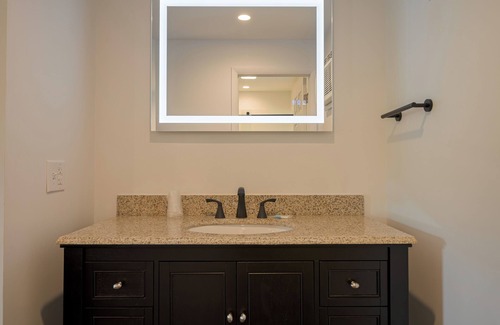 North Lake George Hotel | Circle Court Motel