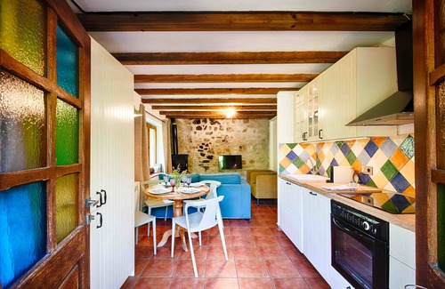 Sales de Llierca Apartment | Cirerer (2-4 pax)
