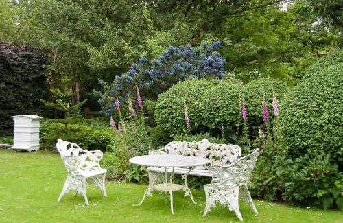 Saxmundham House | Cissys Cottage in a Nature Reserve, 7 minutes from Aldeburgh seafront