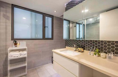 Changning Apartment | Citadines Apart'hotel Shanghai Jing'an Temple