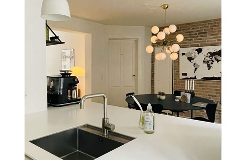 Osterbro Apartment | City Apartment in Copenhagen with 3 bedrooms sleeps 6