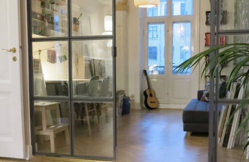 Osterbro Apartment | City Apartment in Copenhagen with 3 bedrooms sleeps 6