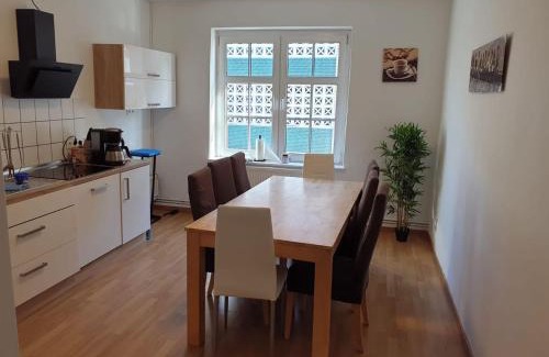 Neumuenster Apartment | City Apartments direkt am Hauptbahnhof - Perfekt für Pendler und Monteure