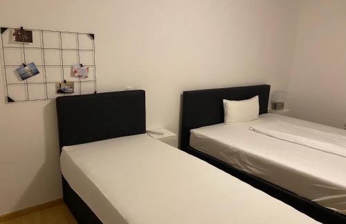 Neumuenster Apartment | City Apartments direkt am Hauptbahnhof - Perfekt für Pendler und Monteure