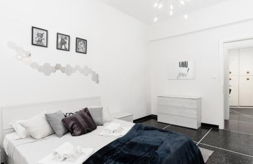 Marassi Apartment | City Center 8'Minutes! FREE Wi-fi & Netflix 'Simona's Retreat' By TILO