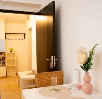 Ploiesti Apartment | City Central Studio , Ploiesti