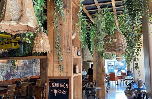 Werd Apartment | City Centre Spacious 2-BR Apt Sapphire