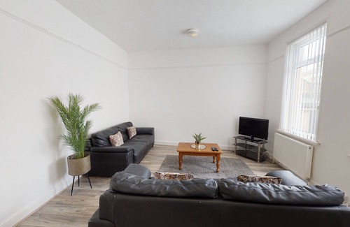 Sunderland House | City Centre-University Home from Home