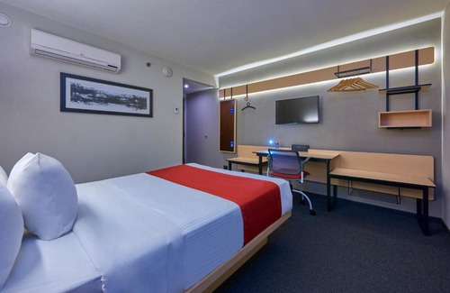 Zona Rio Hotel | City Express by Marriott Tijuana Rio