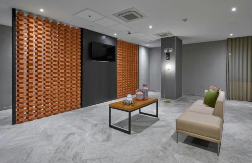 Tampico Hotel | City Express Plus by Marriott Tampico