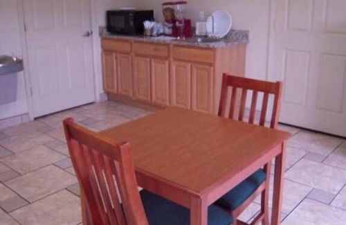 Piedmont Hotel | City Heart Inn & Suites