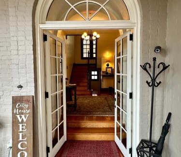Harrisburg - Hershey Bed & Breakfast | City House Bed and Breakfast