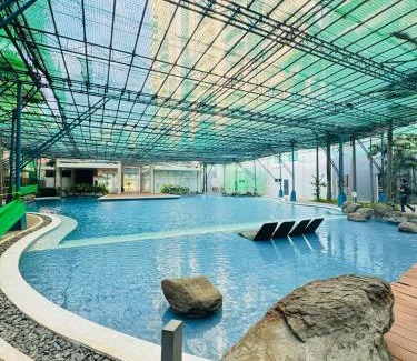 Ugong Apartment | City Lights and Cozy nights