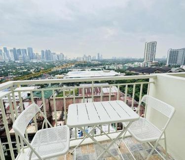 Ugong Apartment | City Lights and Cozy nights