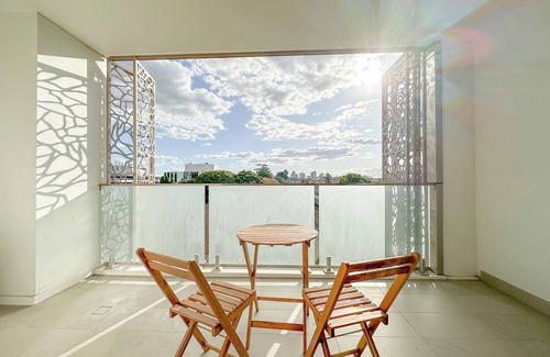 Ashfield Apartment | City Living Made Easy 1 Bed Apt in Ashfield Heart