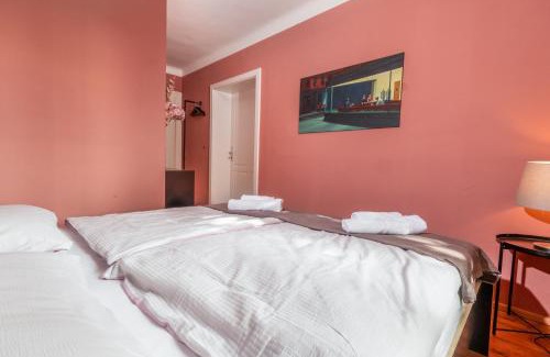Klagenfurt am Woerthersee Apartment | City-Loft in Villa 100und10 - Charmantes Dachstudio beim Lendkanal