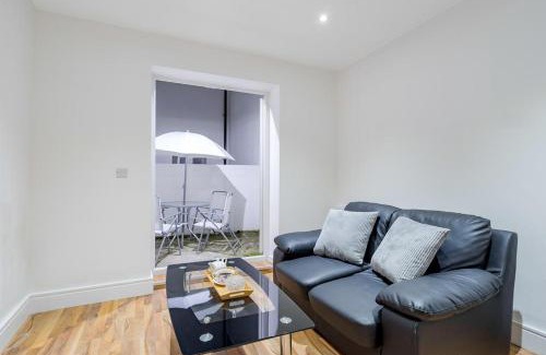 South Bermondsey Apartment | City Sparrow Apartment Pad -1