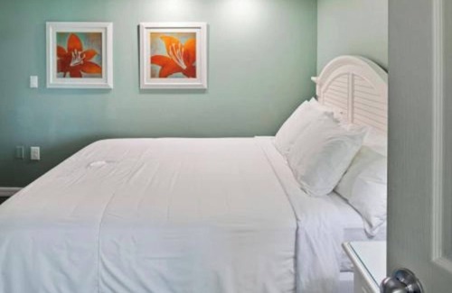 Ormond Beach Resort | City-View 1BR Condo – Full Kitchen, Resort Pool Access & Ideal Central Location