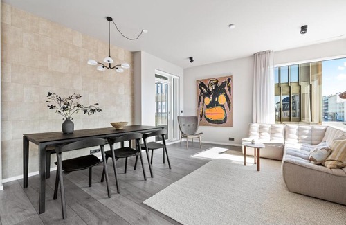 Downtown Apartment | City View Lux in the City Center with Free Parking