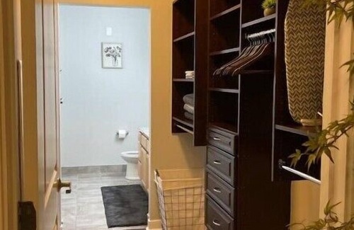 Downtown Indianapolis Apartment | City View Top Floor W/Balcony