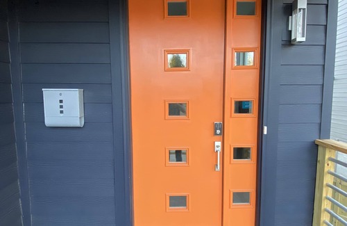 Charlotte House | City Views, Walk to BOA Stadium & City