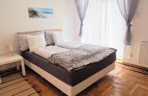 Meidling Apartment | City Villa Schönbrunn Apartments - Contactless 24h Check-In