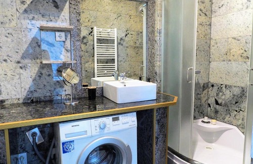 Meidling Apartment | City Villa Schönbrunn Apartments - Contactless 24h Check-In