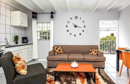 Colon Apartment | Citylife Apartments - Pool/Free Parking/in Willemstad. Apartment F
