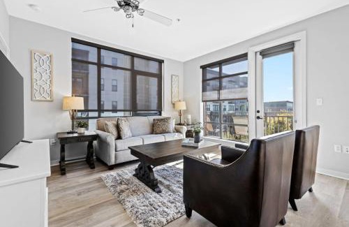 Rolling Mill Hill House | Cityview 304