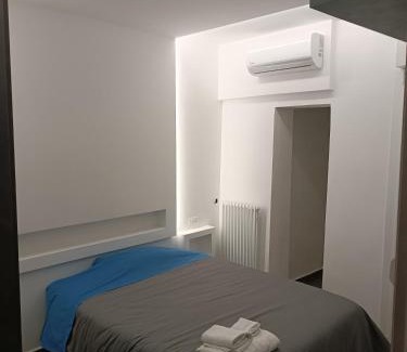 Suzzara House | CIVICO 14 Holiday Rooms