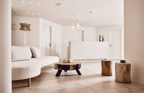 Adamas Hotel | Civitas Milos