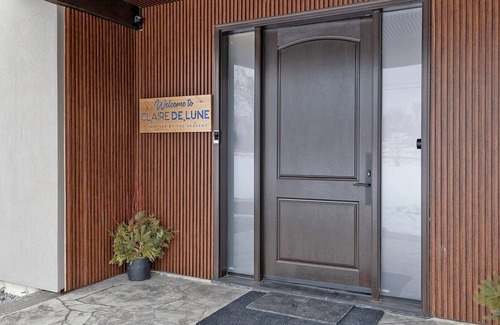 Roseneath House | Claire De Lune - A Slice of Heaven