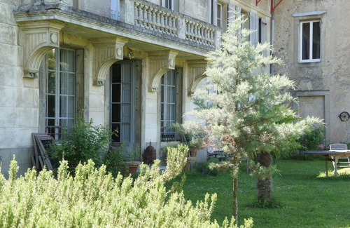 Chalabre Apartment | Claire's Suite - suite in shared Village Chateau