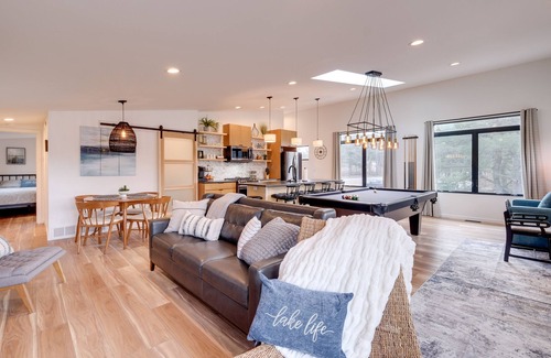 Bellaire House | Clam Lake Vacation Rental w/Deck & Shared Dock!