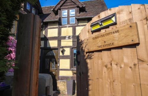 Farden House | Clandyke Cottage