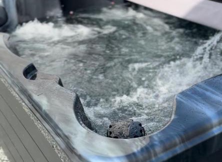 Skegness Villa | Clarendon House - Hot Tub