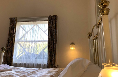 Katoomba House | Clarendon Motel and Guesthouse