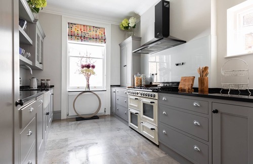 Pimlico Apartment | Clarendon Street by onefinestay