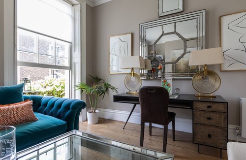 Pimlico Apartment | Clarendon Street by onefinestay