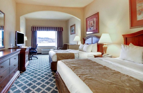 Vidalia Hotel | Clarion Suites