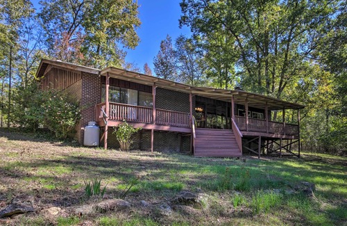 Lincolnton House | Clarks Hill Lake Area Home w/Pool & Dock!
