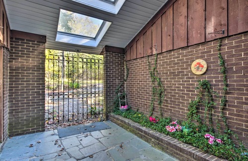 Lincolnton Cottage | Clarks Hill Lake Area Home w/Pool & Dock!
