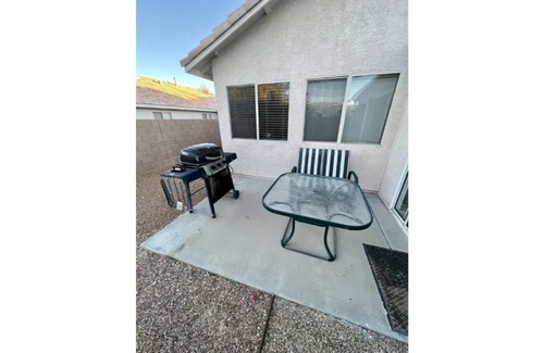 Eastside House | Classic 4BR Family Home w AZ ROOM