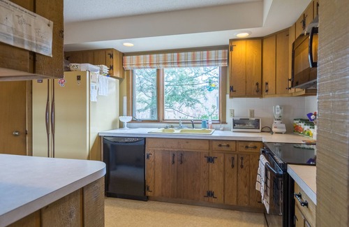 Maple City Cottage | Classic A-frame Cottage on Big Glen Lake