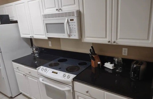 Foley Condo | Classic Comfortable Condo, 3/2, Wifi, Pool, Location, OWA, Sports-plex, Shopping