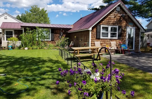 Camp Ellis Cottage | Classic cottage 900 ft from beach - across from marsh w/sunsets & wildlife