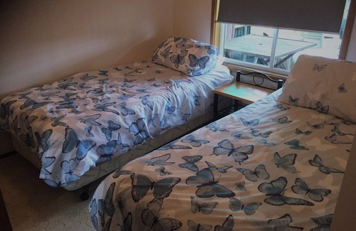 Tiddy Widdy Beach House | Classic family getaway beach house at Tiddy Widdy Beach relaxing & pet friendly!