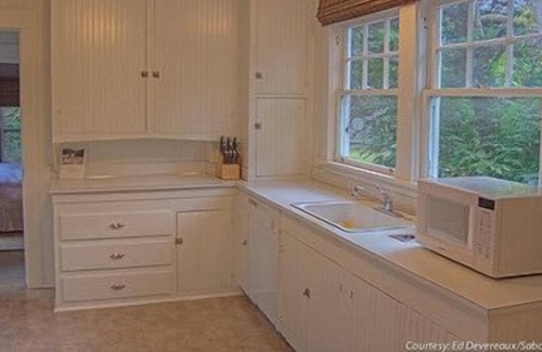 Gearhart Cottage | Classic Gearhart Beach Cottage - steps to beach
