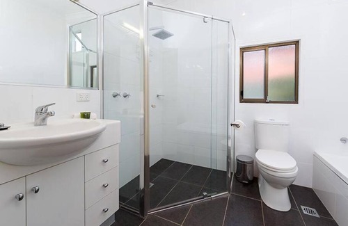 Albury House | Classic on George