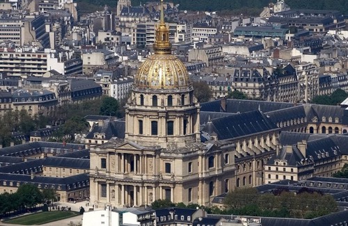 Plaisance Apartment | Classic Room With Aircon In Montparnasse Paris